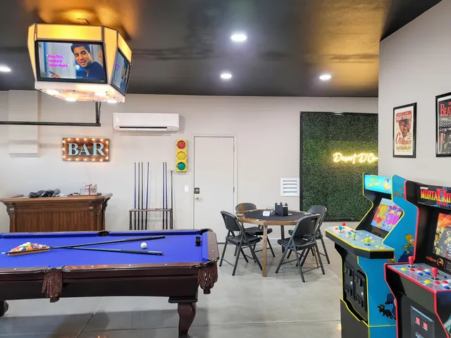 $898,000 | 84450 Onda Drive, Indio, CA 92203