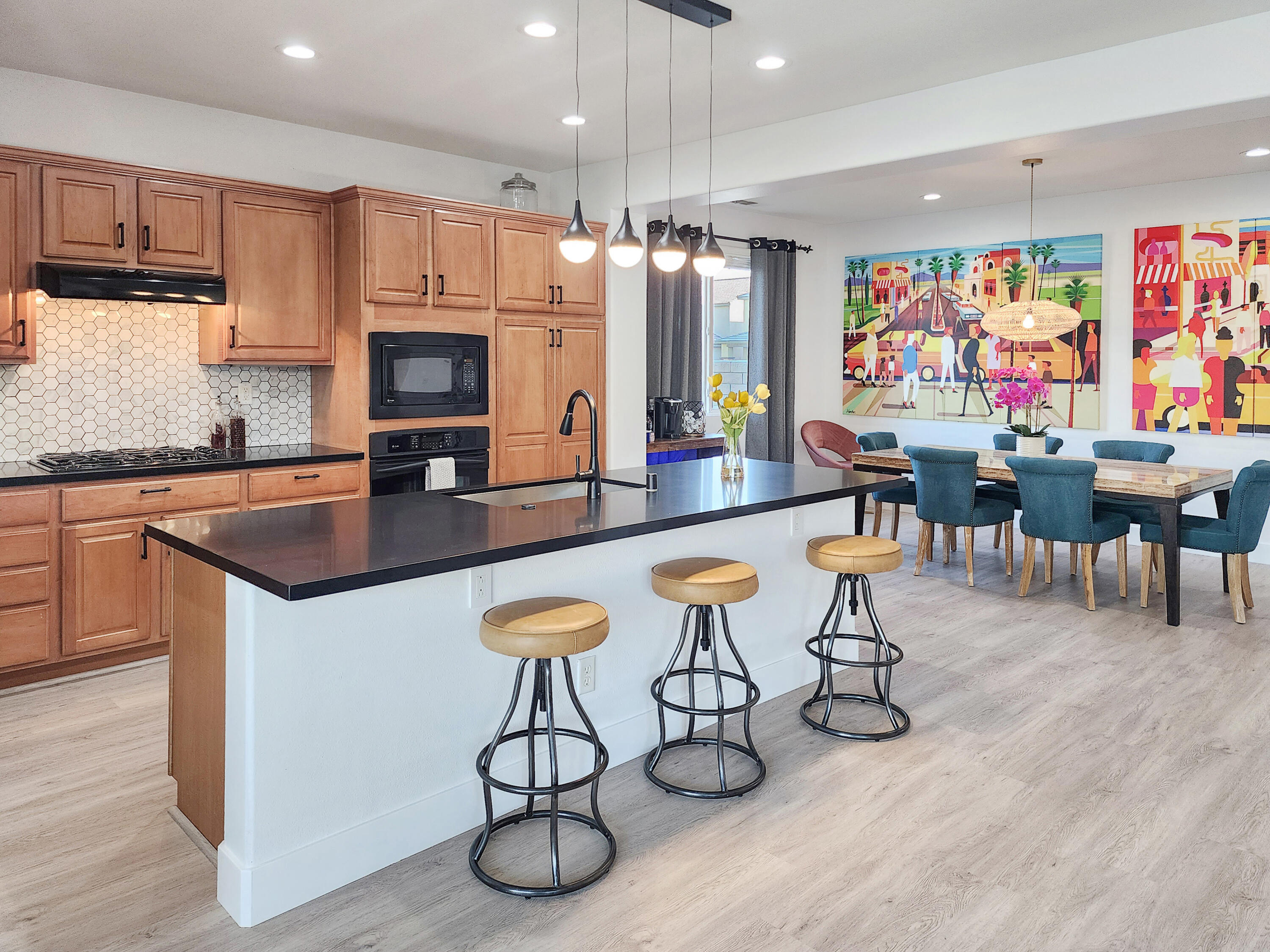 84450 Onda Drive Indio, CA 92203 - Photo 6 of 52 Kitchen