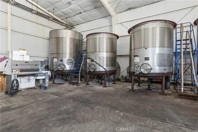 a view of a large building