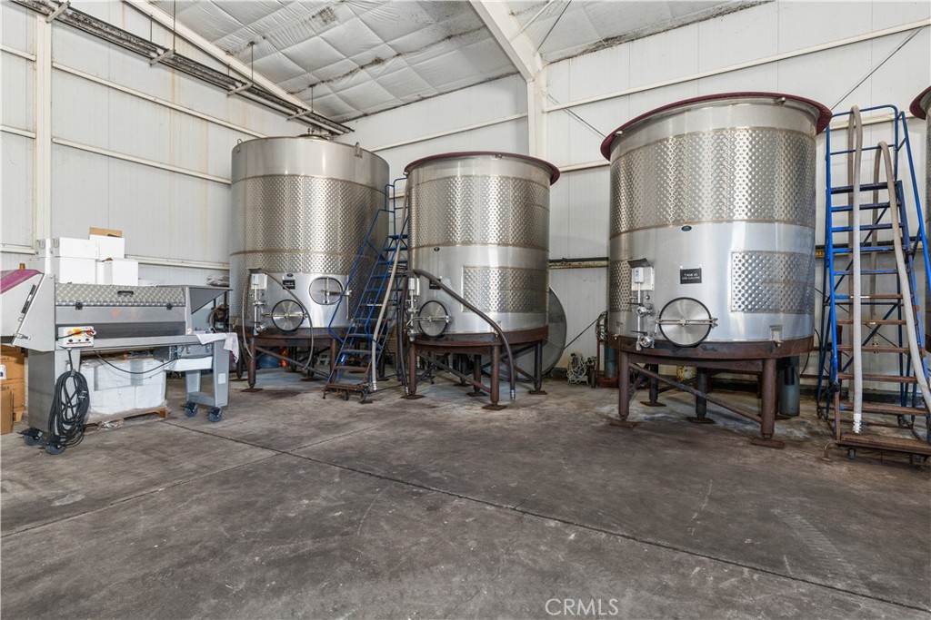 75751 Indian Valley Road San Miguel, CA 93451 - Photo 13 of 60