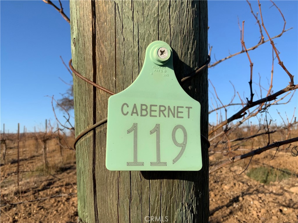 75751 Indian Valley Road San Miguel, CA 93451 - Photo 20 of 60