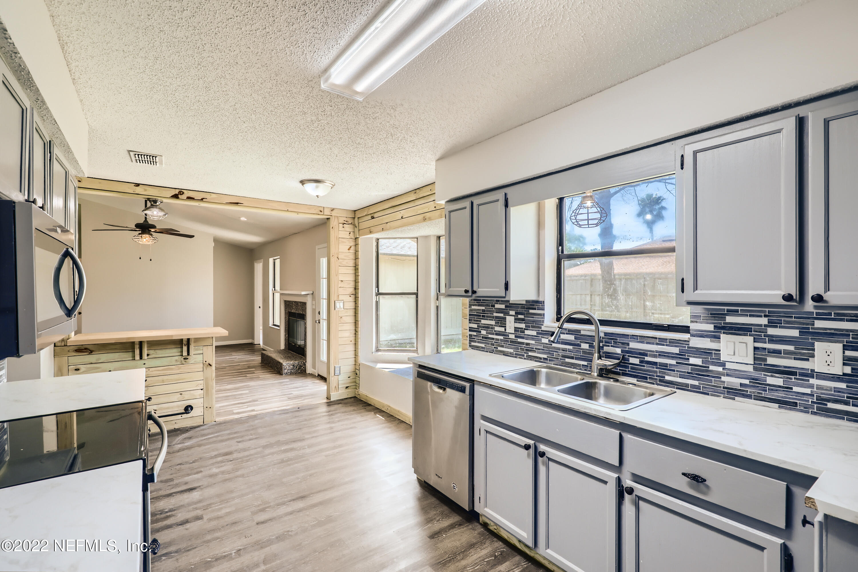 3880 Star Tree Road Jacksonville, FL 32210 - Photo 12 of 33 14-612873474-17 Kitchen