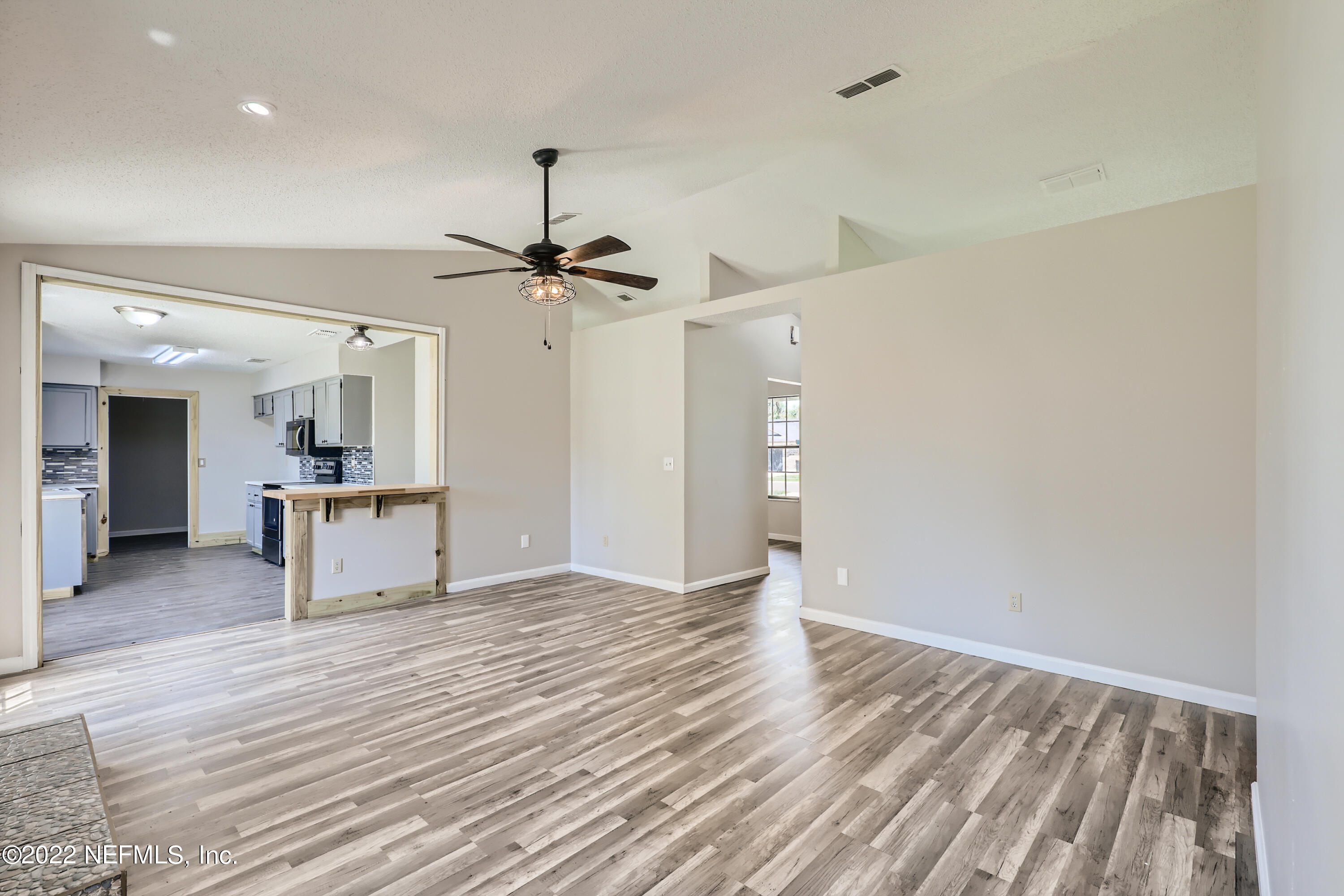 3880 Star Tree Road Jacksonville, FL 32210 - Photo 7 of 33 9-302786023-11 Living Room