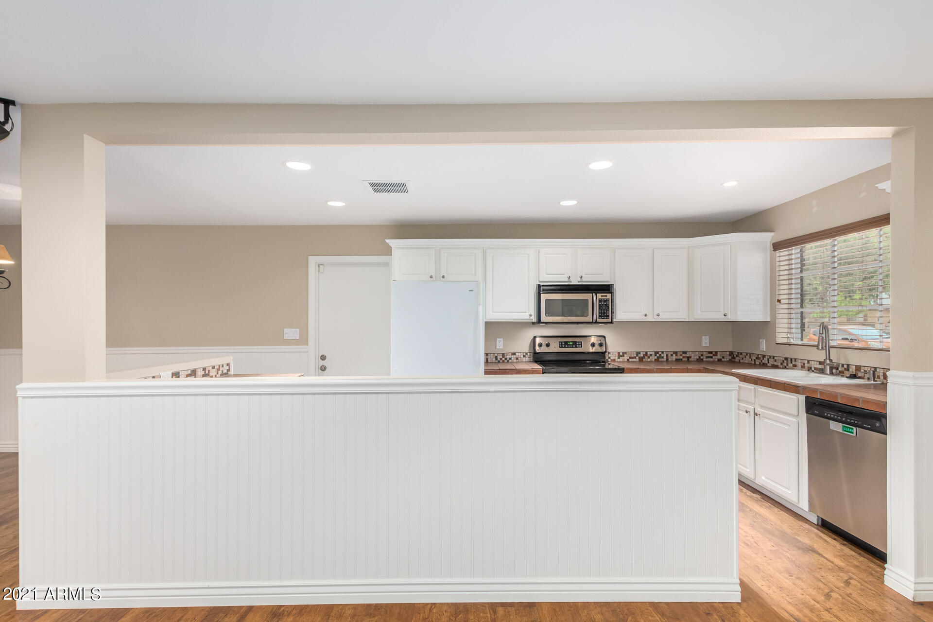 3027 East Cheery Lynn Road Phoenix, AZ 85016 - Photo 11 of 26 0010-Cheery Lynn-10