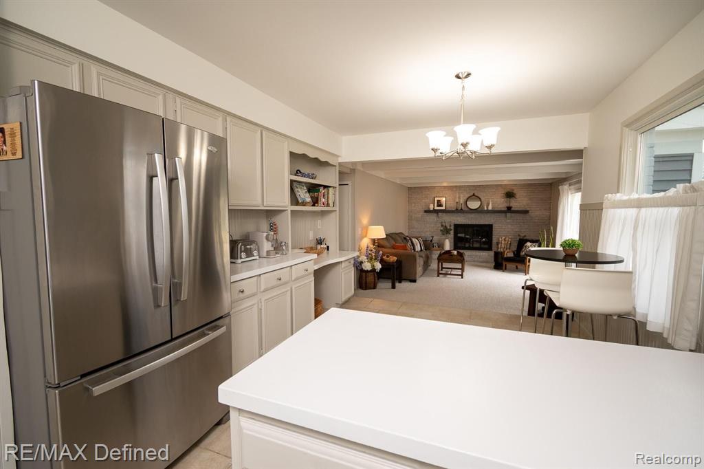 674 Campus Road Rochester Hills, MI 48309 - Photo 19 of 48