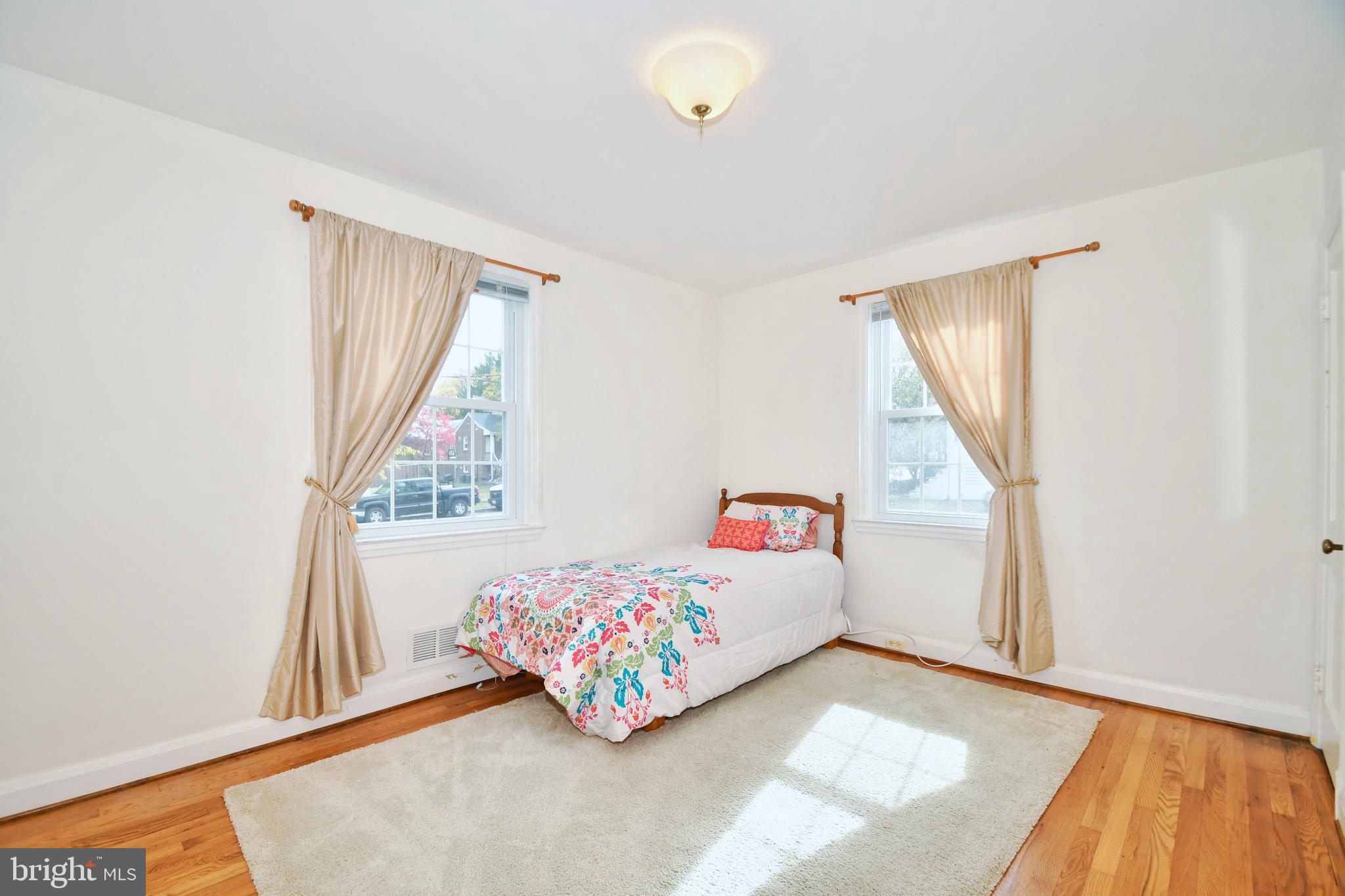 600 Woodside Road Baltimore, MD 21208 - Photo 12 of 36