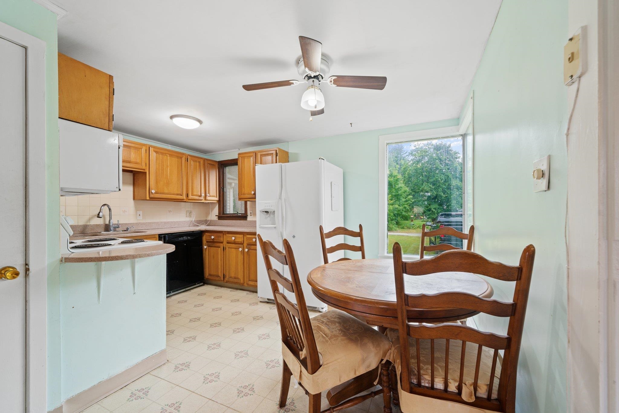 72 Chester Road Derry, NH 03038 - Photo 15 of 27 Gallery Image 15