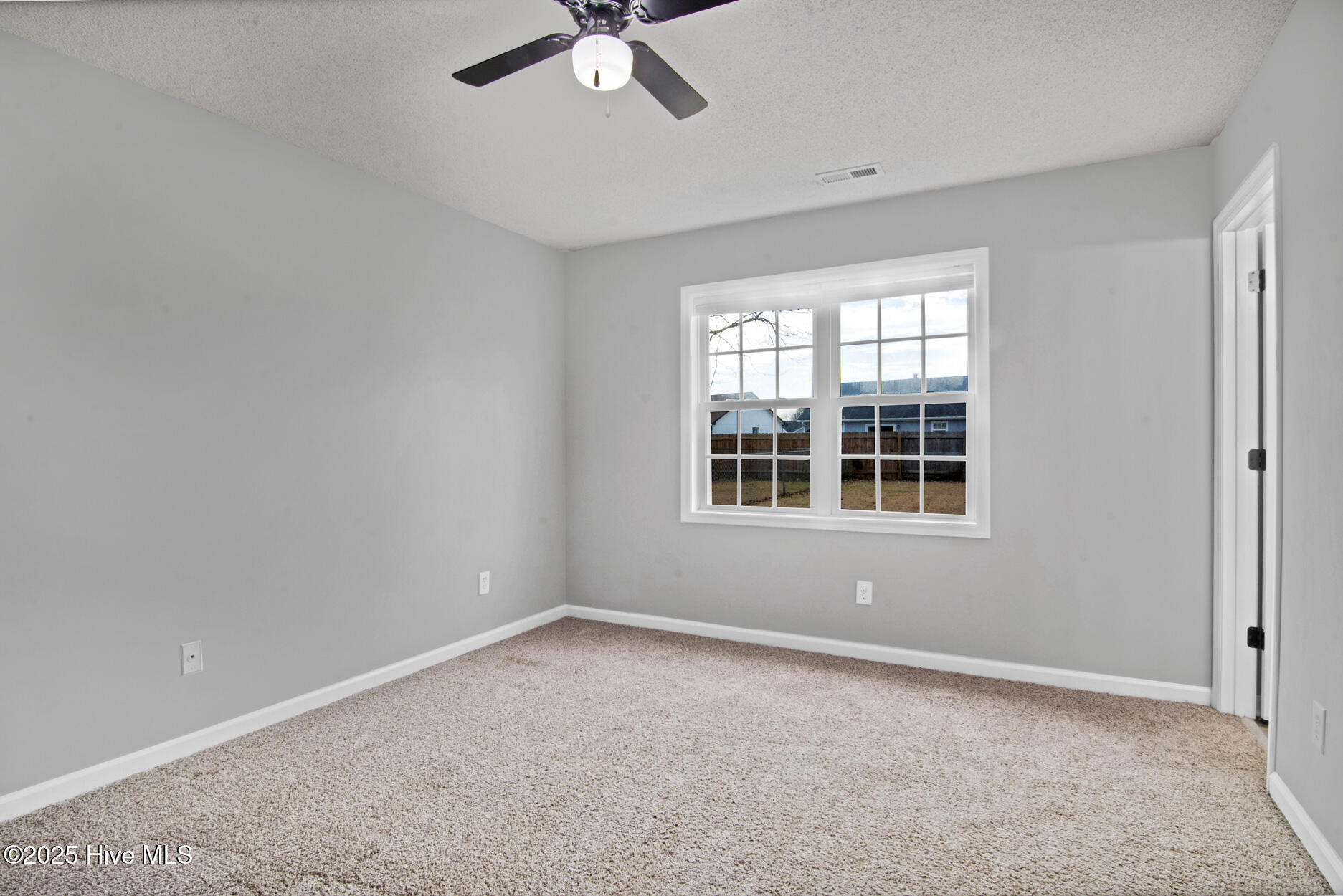 240 Parnell Road Hubert, NC 28539 - Photo 13 of 22 DSC_1542