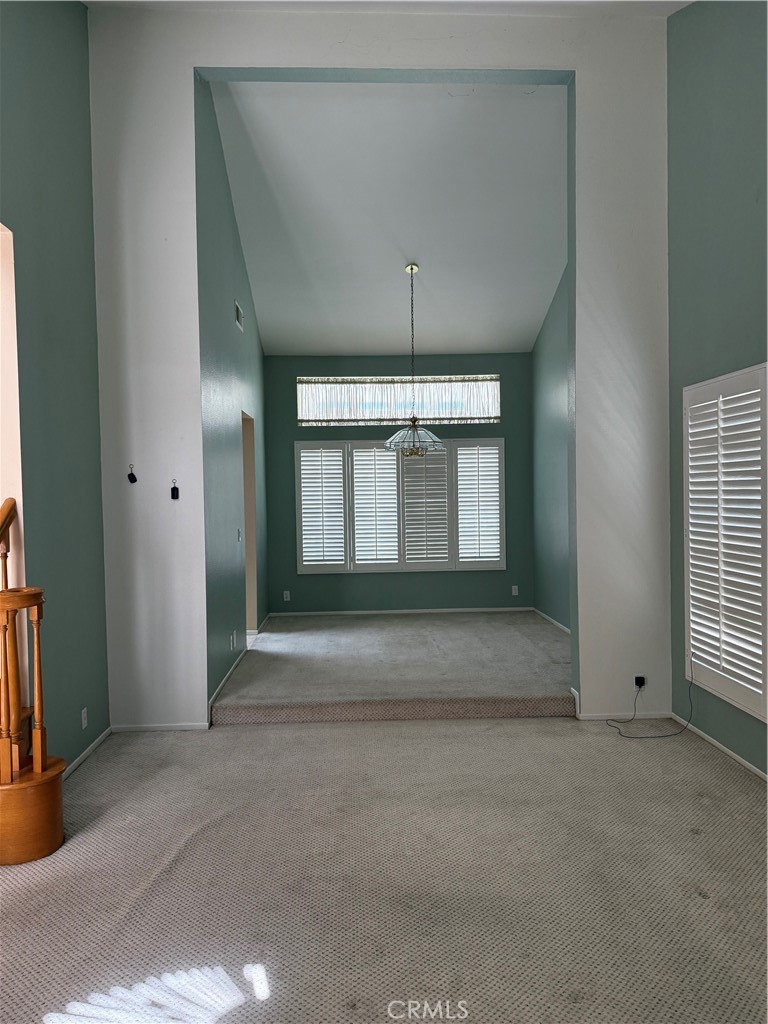 2000 Citrus Wood Lane Riverside, CA 92503 - Photo 11 of 51 a view of entryway