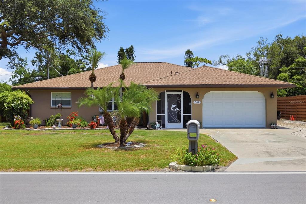 541 Morningside Road Venice, FL 34293 - Photo 1 of 37