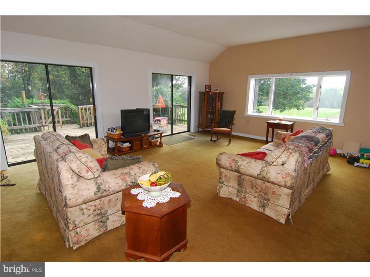71 Heidel Road Robesonia, PA 19551 - Photo 4 of 25 Gallery Image 4
