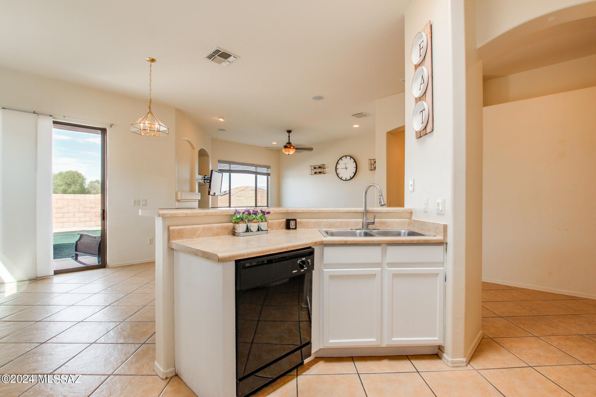 10452 South Frontier Ranch Place Vail, AZ 85641 - Photo 26 of 47