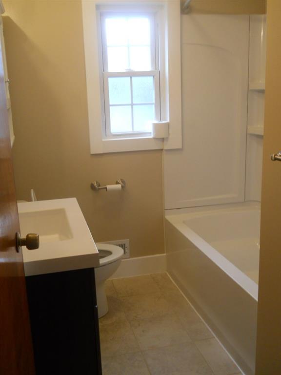 1036 Silver Lane McKees Rocks, PA 15136 - Photo 8 of 18