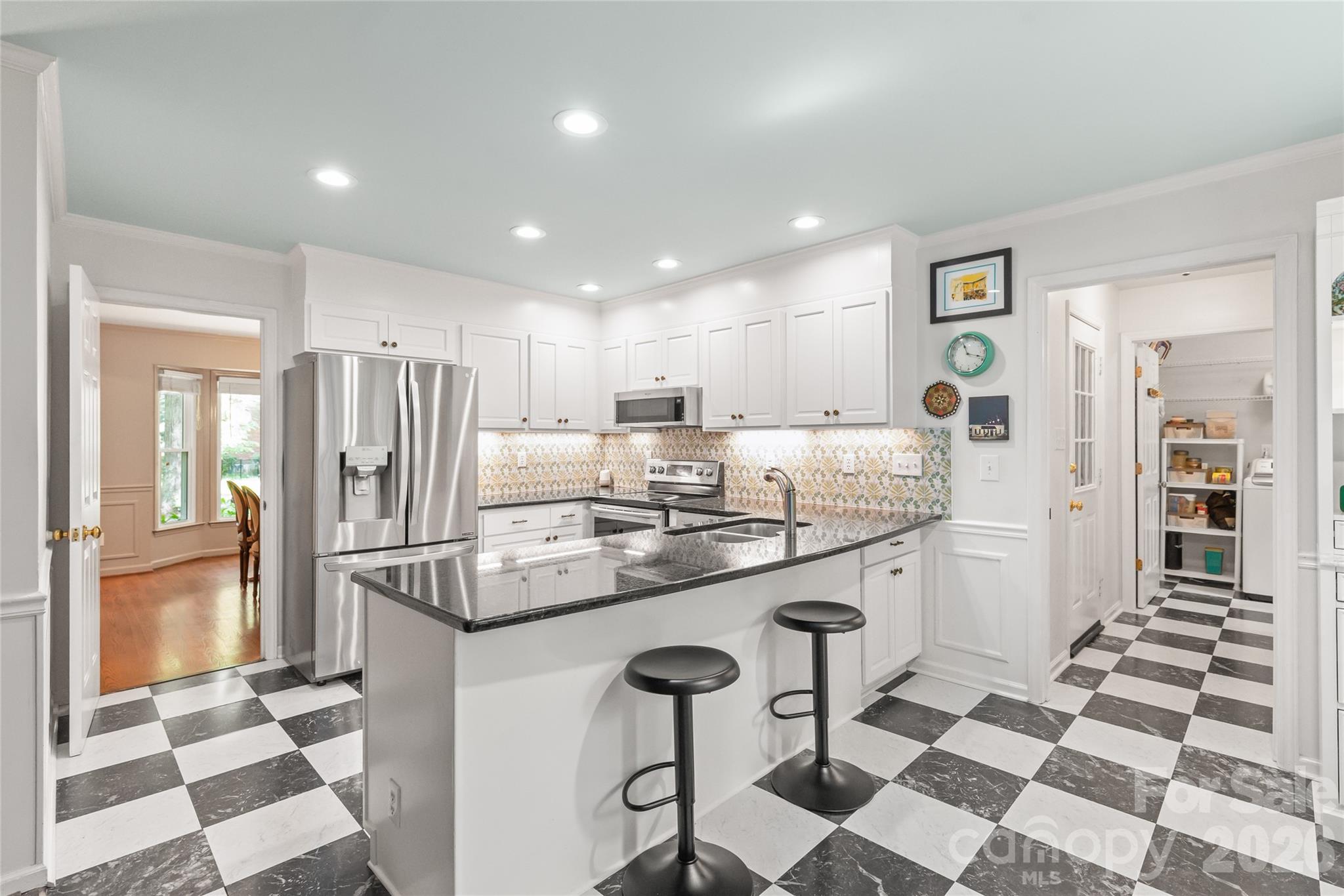 7022 Rocky Falls Road Charlotte, NC 28211 - Photo 17 of 44