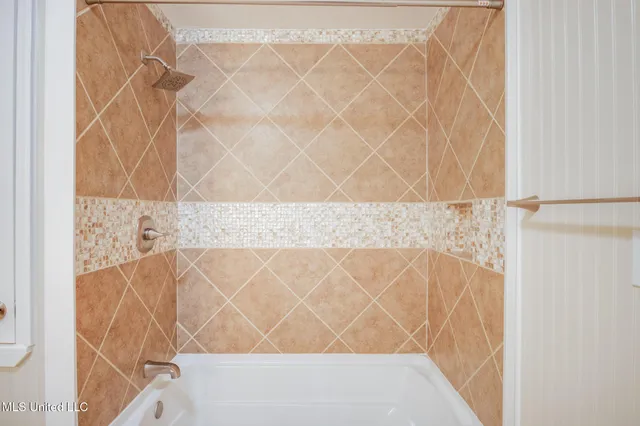 $2,300 | 22530 Saucier Lizana Road, Saucier, MS 39574