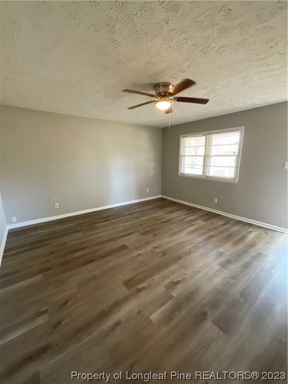 6317 Rustic Ridge Hope Mills, NC 28348 - Photo 6 of 18 Gallery Image 6