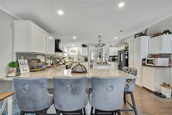$299,900 | 6171 South Lisa Point, Homosassa, FL 34446