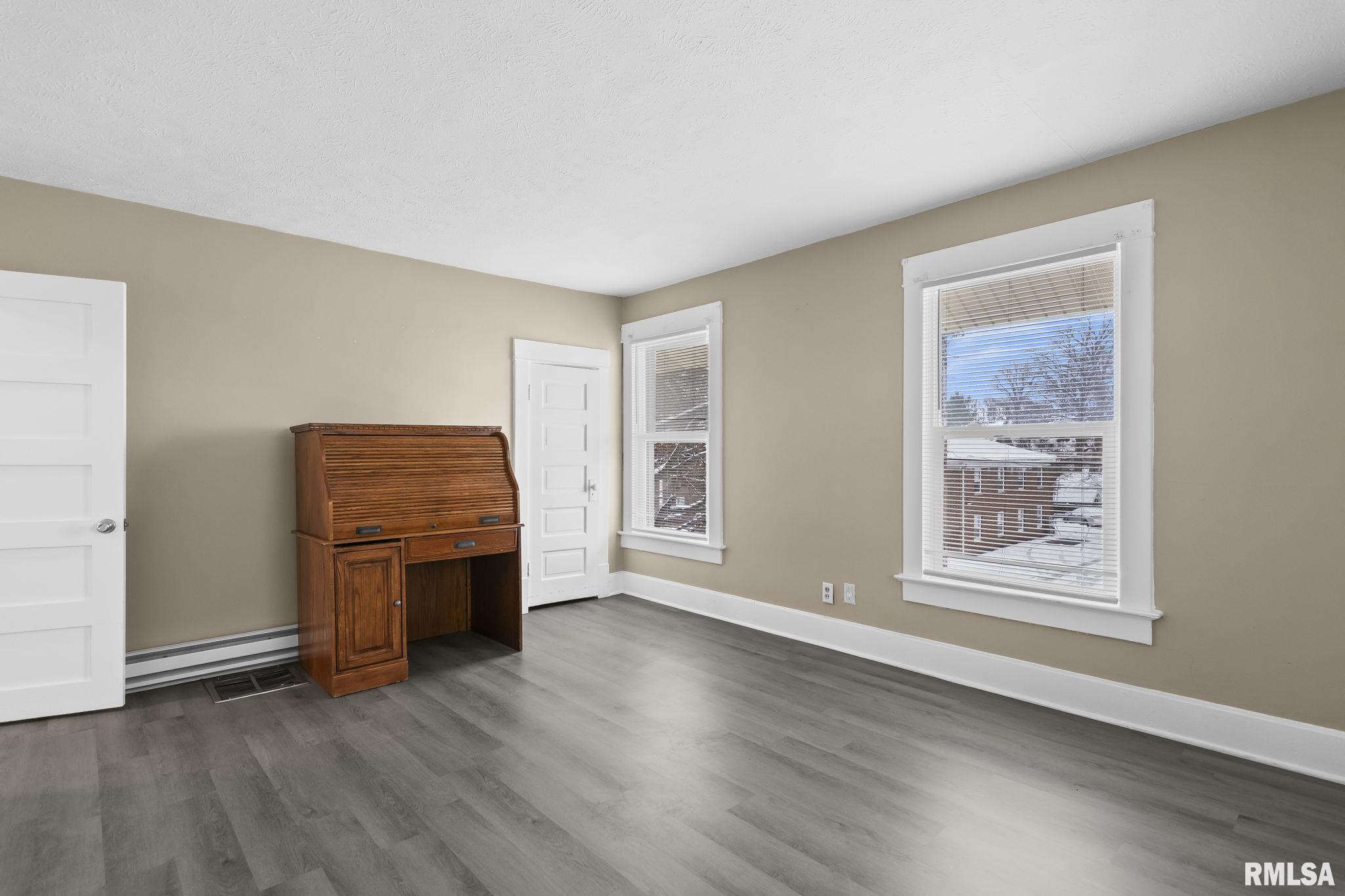 1219 West Lawrence Avenue Springfield, IL 62704 - Photo 16 of 36 Gallery Image 16