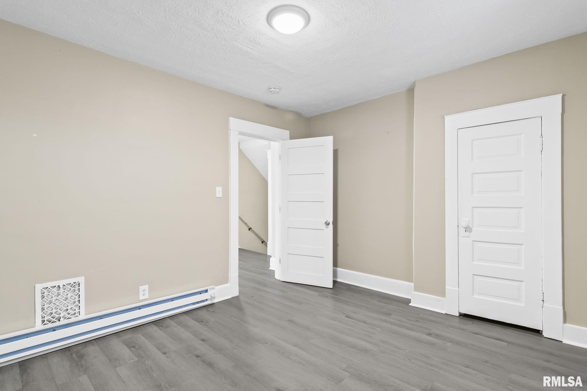 1219 West Lawrence Avenue Springfield, IL 62704 - Photo 20 of 36 Gallery Image 20