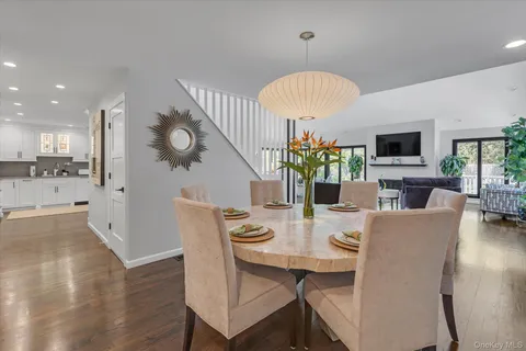 $1,400,000 | 4 Wood Path Drive, Northport, NY 11768