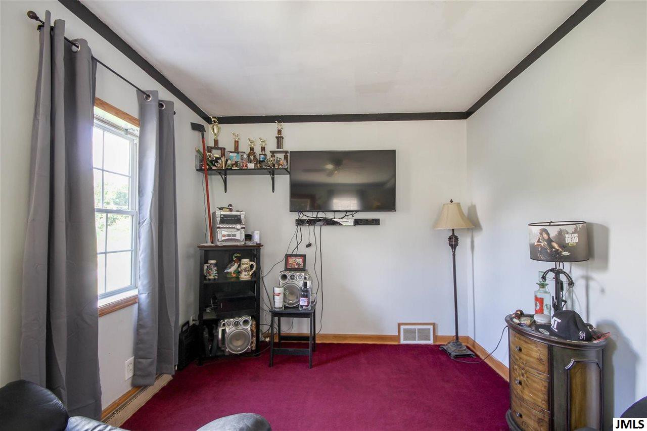 3131 Perlman Street Jackson, MI 49203 - Photo 4 of 18 Photo 4