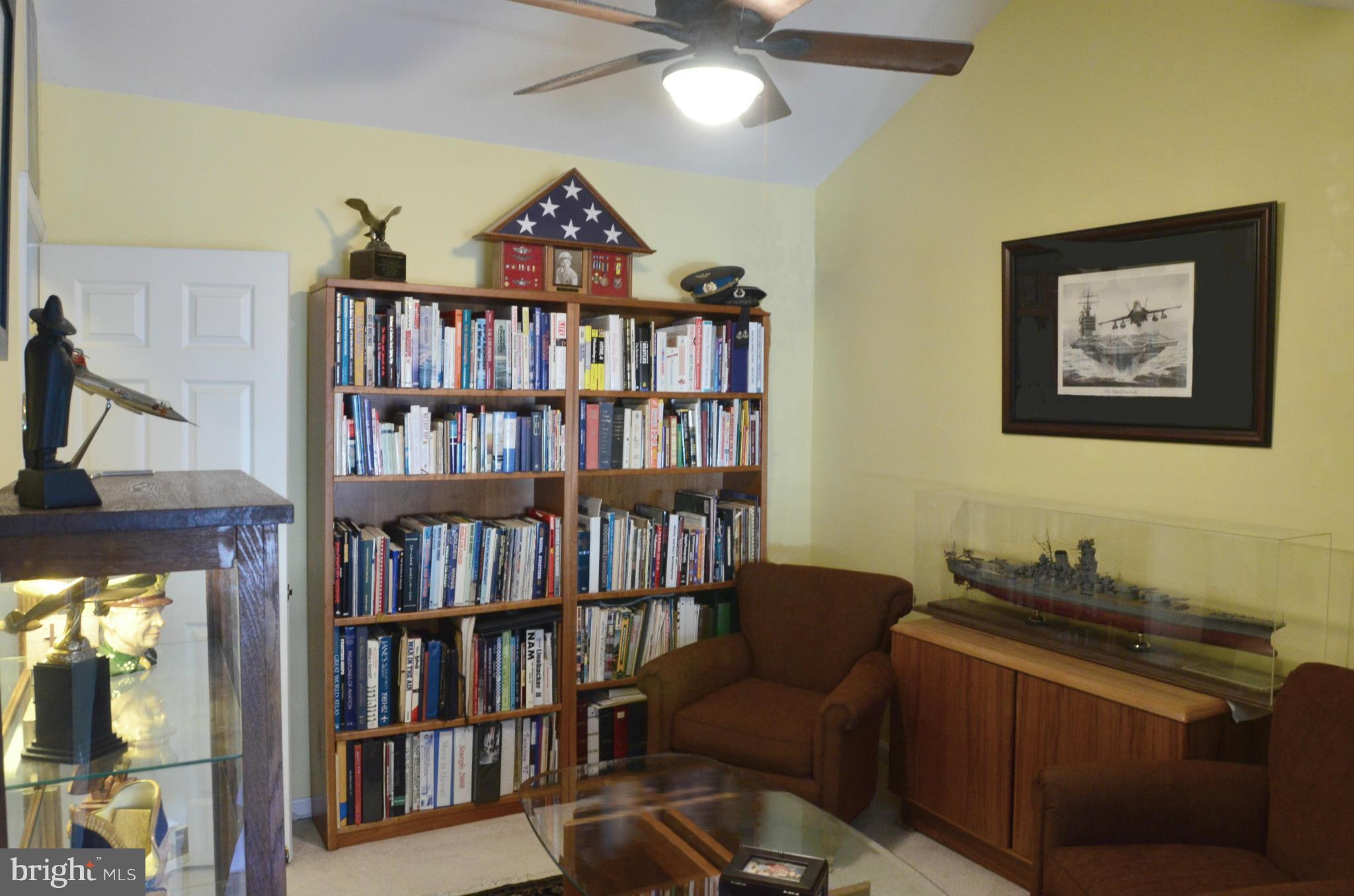 6039 Riddle Walk Alexandria, VA 22312 - Photo 25 of 30 Master Suite #3 (Top Floor)