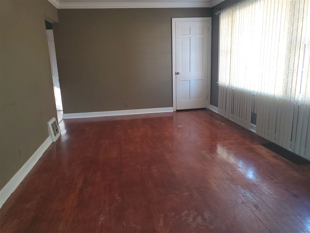 1809 Nebraska Road Rockford, IL 61108 - Photo 5 of 31 Gallery Image 5