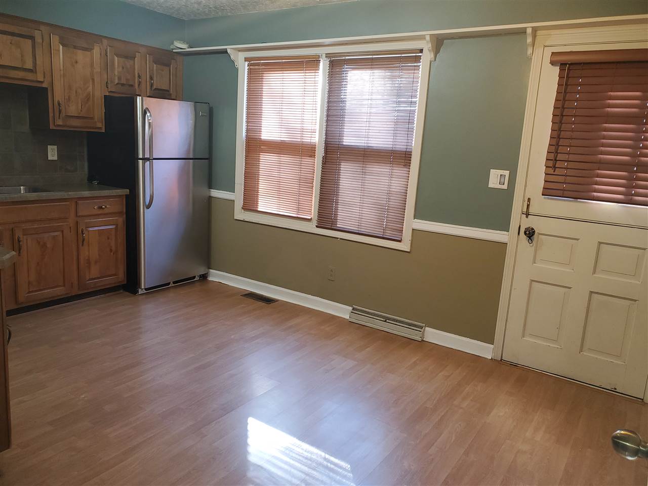 1809 Nebraska Road Rockford, IL 61108 - Photo 10 of 31 Gallery Image 10