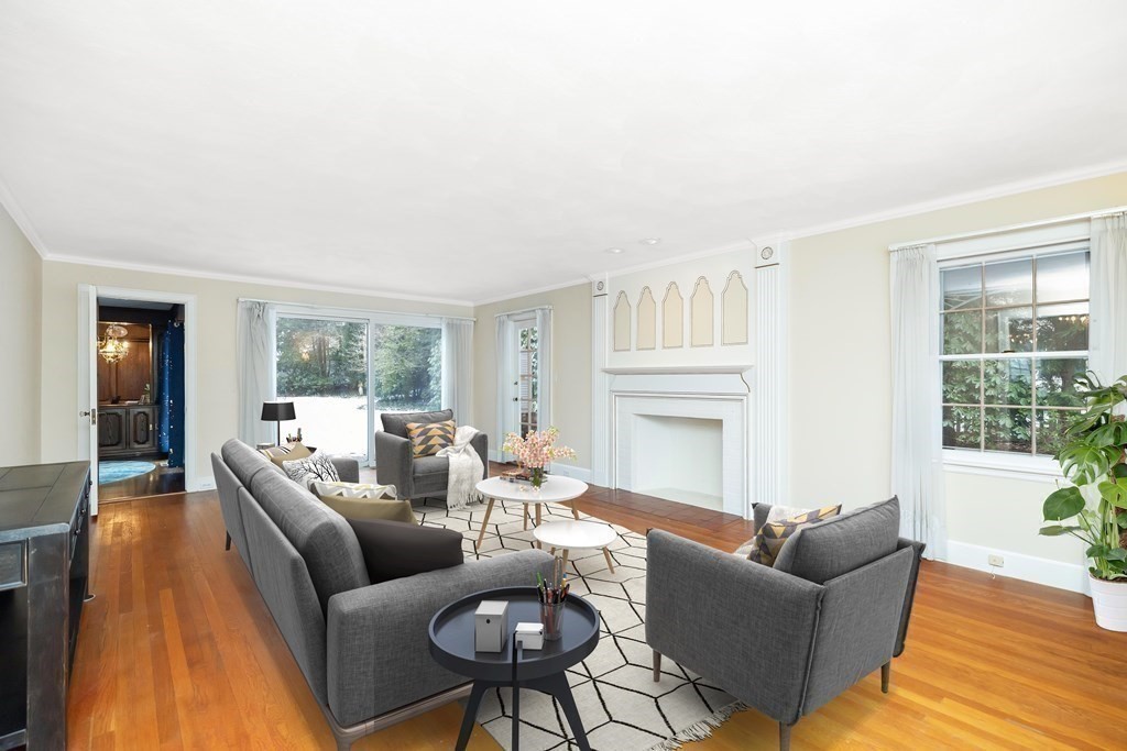33 Oxford Road Longmeadow, MA 01106 - Photo 9 of 40 Gallery Image 9