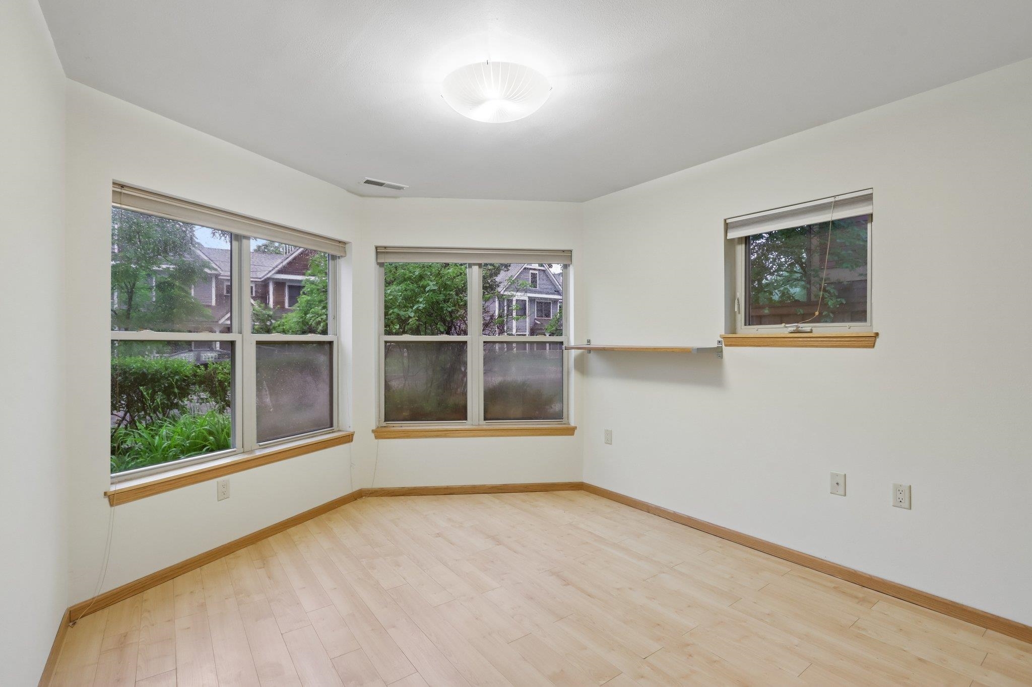 641 East Dayton Street Madison, WI 53703 - Photo 23 of 35