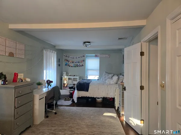 $5,200 | 892 Reef Road, Fairfield, CT 06824