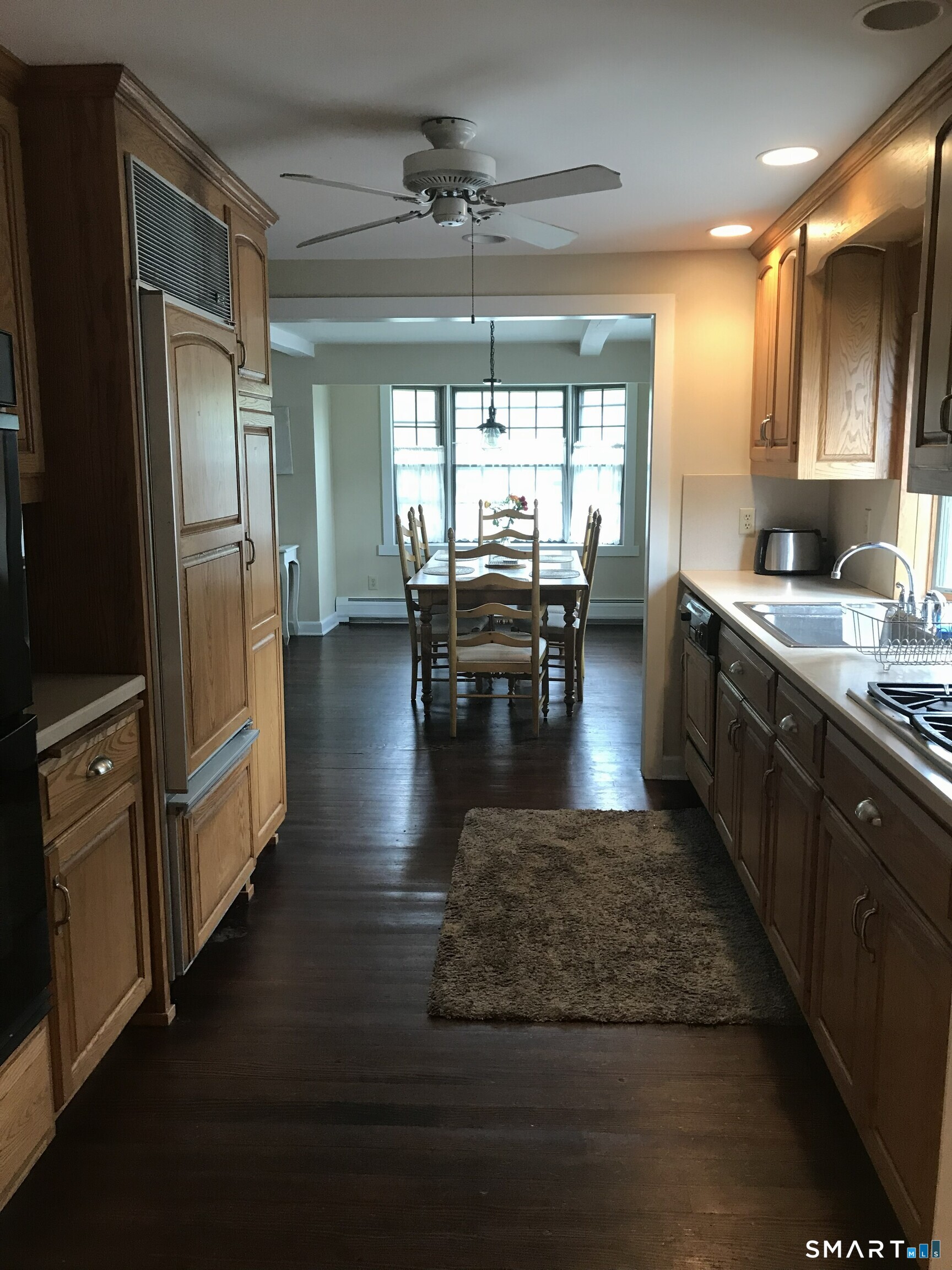 892 Reef Road Fairfield, CT 06824 - Photo 5 of 24