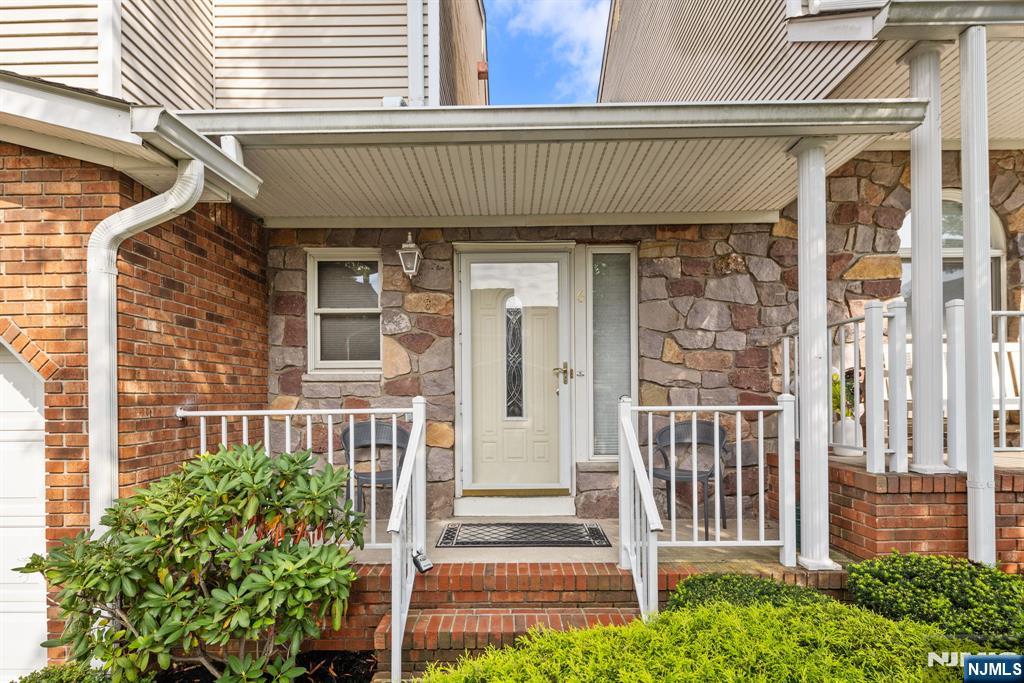 675 Raritan Road, Unit 6 Clark, NJ 07066 - Photo 2 of 29