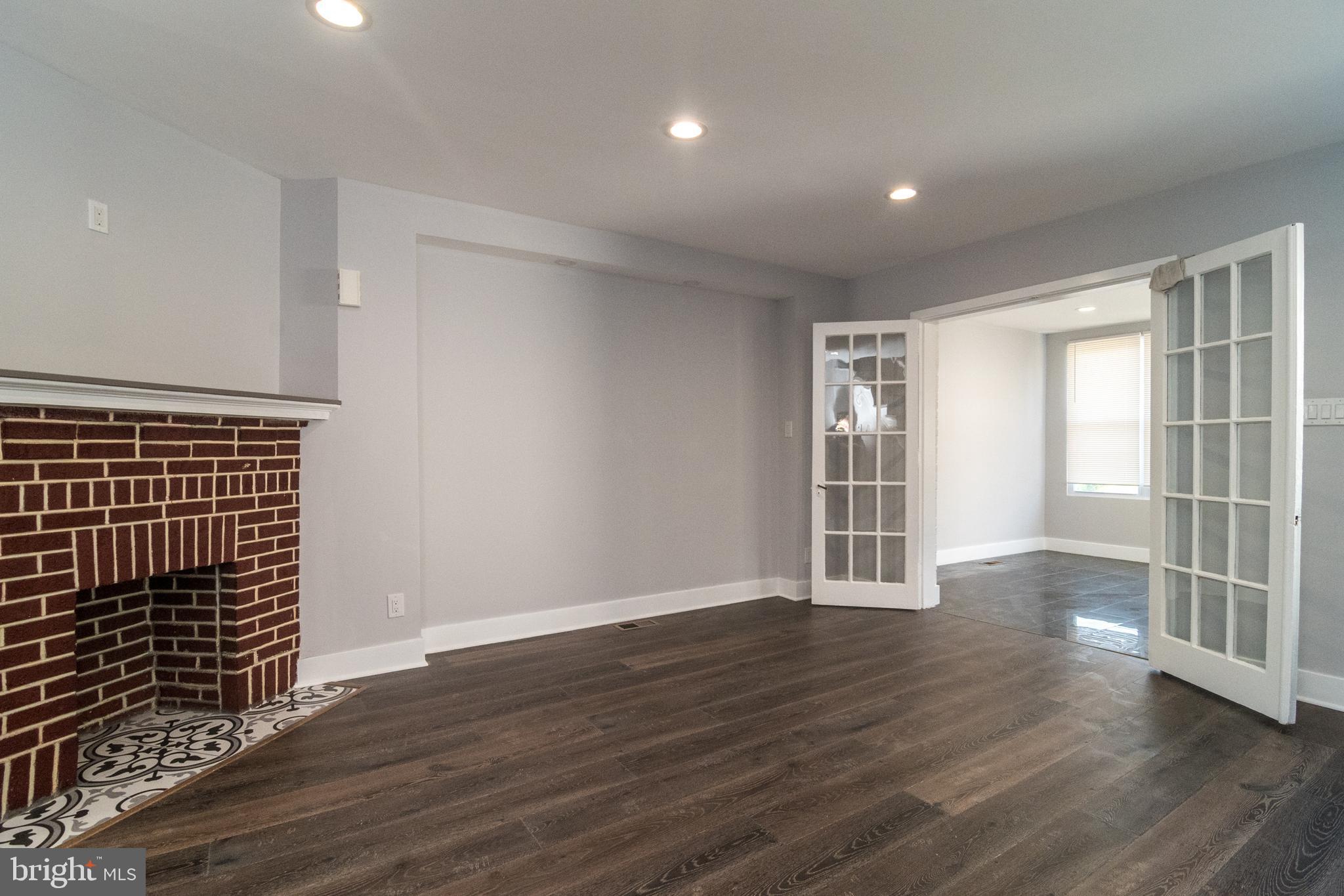 5632 Gainor Road Philadelphia, PA 19131 - Photo 7 of 41 Living Room