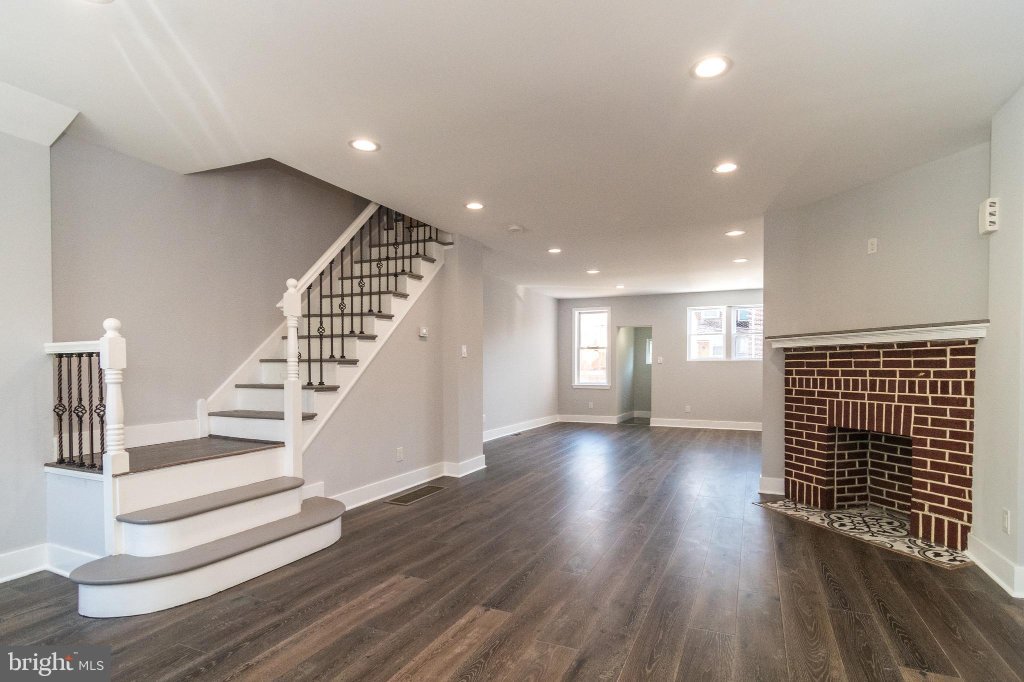 5632 Gainor Road Philadelphia, PA 19131 - Photo 10 of 41 Living room