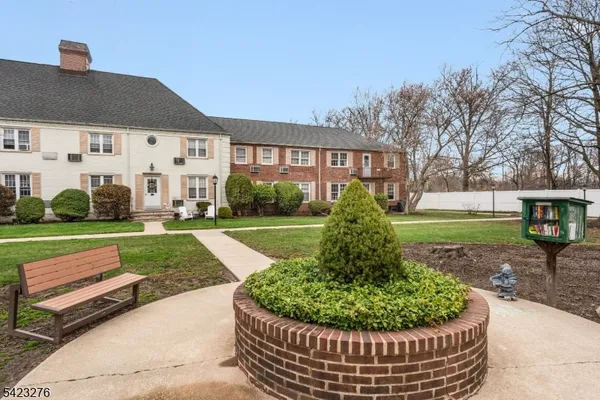 $365,000 | 15A Parkway Village, Cranford, NJ 07016