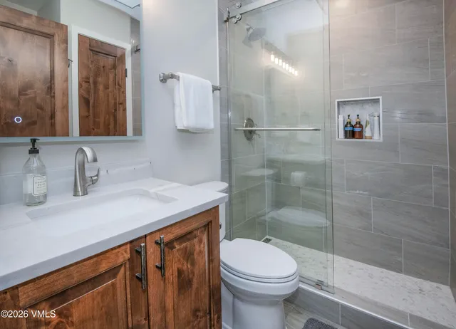 $1,250,000 | 4011 Bighorn, Unit 6F, Vail, CO 81657