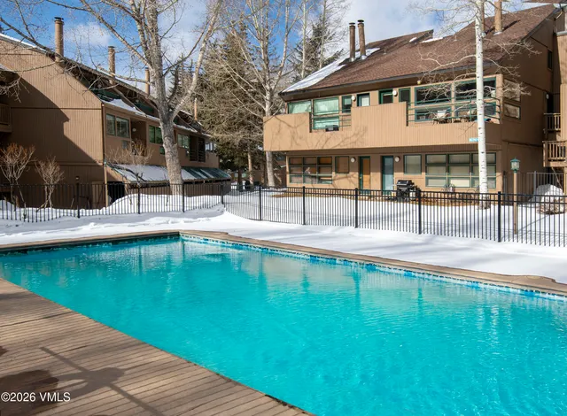 $1,250,000 | 4011 Bighorn, Unit 6F, Vail, CO 81657