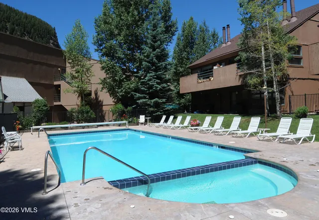 $1,250,000 | 4011 Bighorn, Unit 6F, Vail, CO 81657