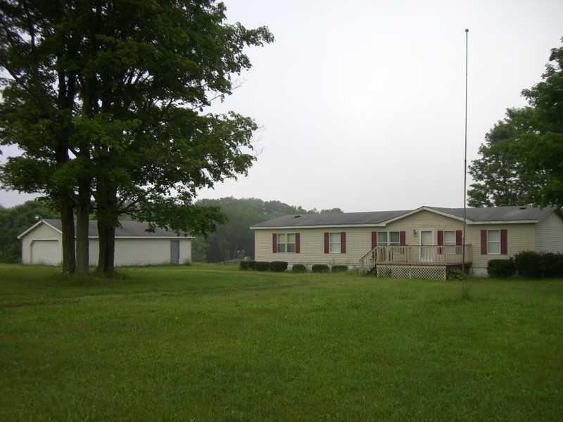 3643 Hadley Road Clarks Mills, PA 16114 - Photo 2 of 18 Exterior Front.