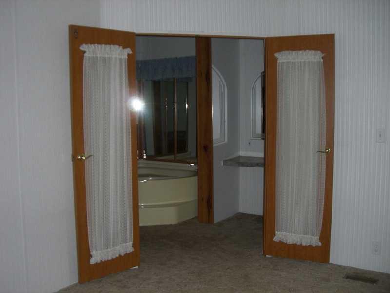 3643 Hadley Road Clarks Mills, PA 16114 - Photo 11 of 18 Master Bath/Spa.