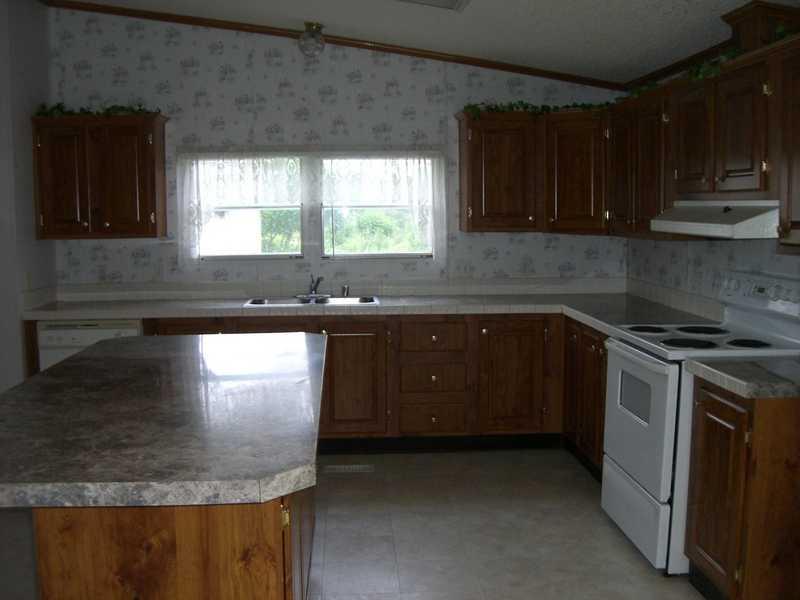 3643 Hadley Road Clarks Mills, PA 16114 - Photo 4 of 18 Kitchen.