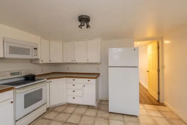 $249,000 | 7 Morton Road, Lincolnville, ME 04849