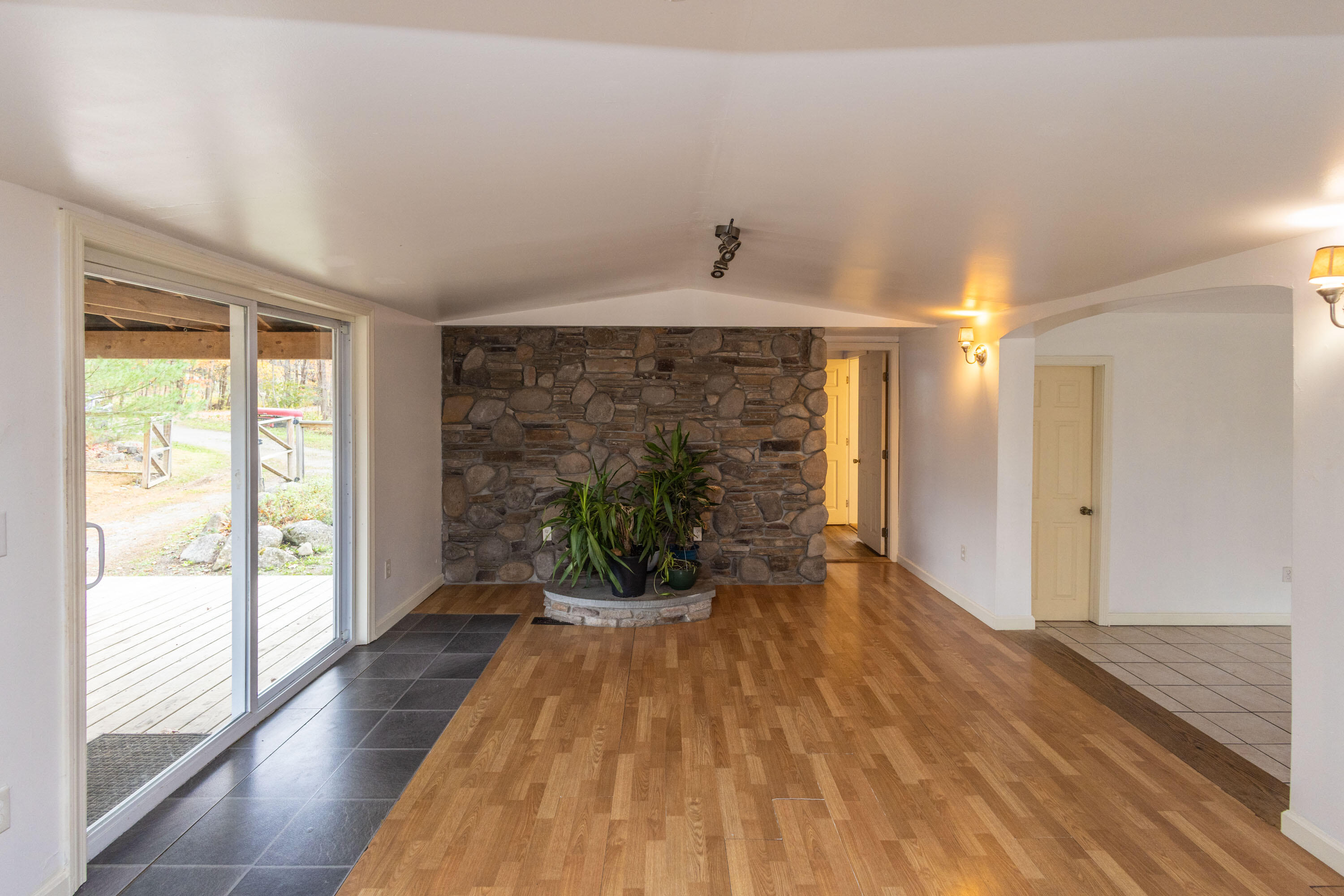 7 Morton Road Lincolnville, ME 04849 - Photo 10 of 47 _SMC3778