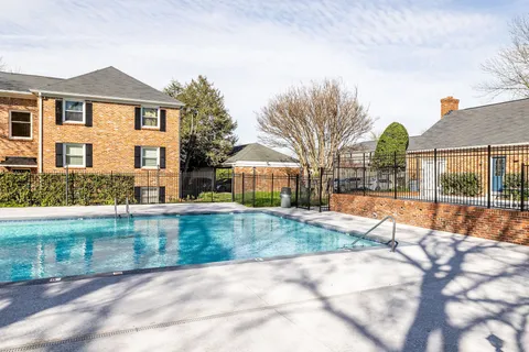 $225,000 | 5025 Hillsboro Pike, Unit 23B, Nashville, TN 37215