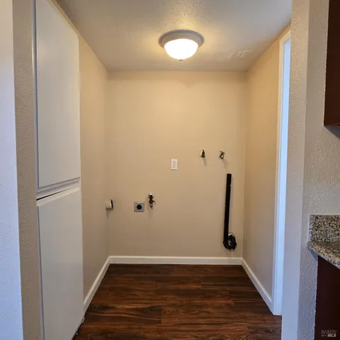 $2,000 | 1407 Callen Street, Unit C, Vacaville, CA 95688