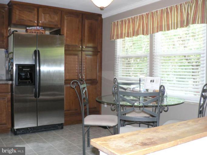 17506 Kohlhoss Road Poolesville, MD 20837 - Photo 17 of 17 Kitchen #3