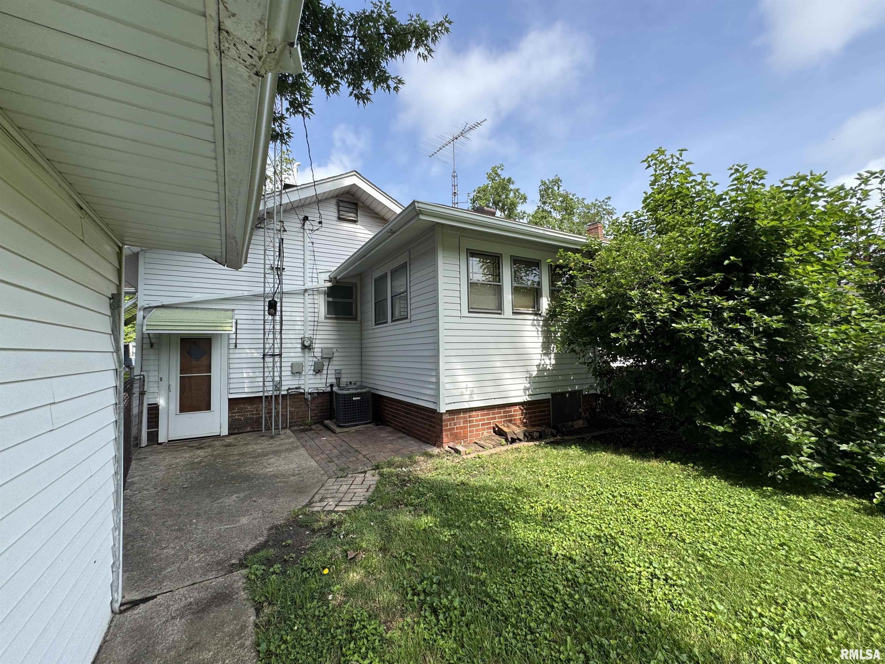 1830 South College Street Springfield, IL 62704 - Photo 40 of 40