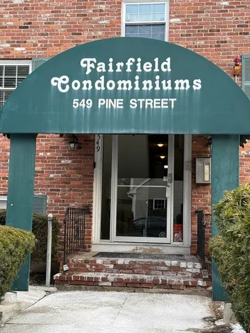 $255,000 | 549 Pine Street, Unit 1, Lowell, MA 01851