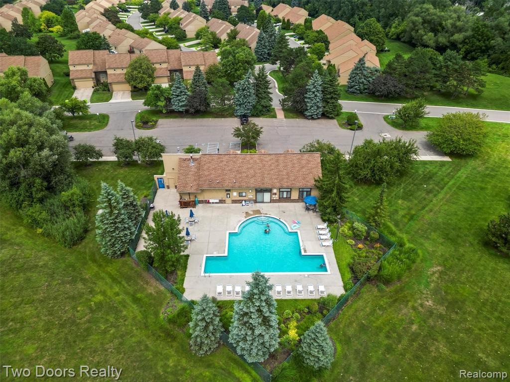 2239 Crystal Drive Rochester Hills, MI 48309 - Photo 40 of 42